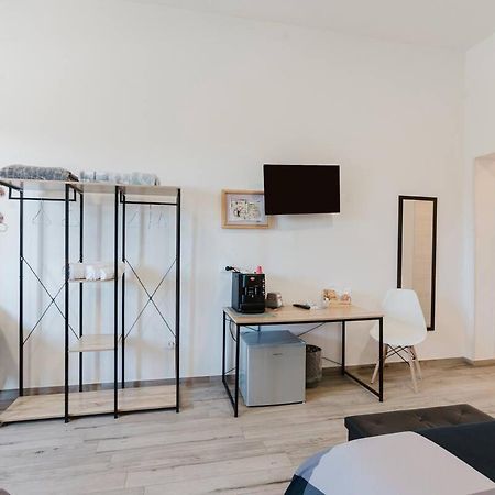 Lu-Me Hotel Мадзара дел Вало Екстериор снимка