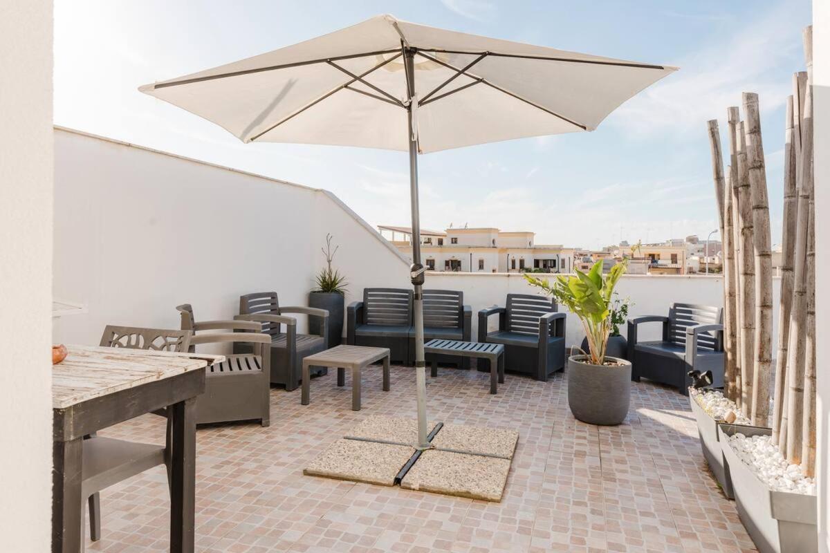 Lu-Me Hotel Мадзара дел Вало Екстериор снимка